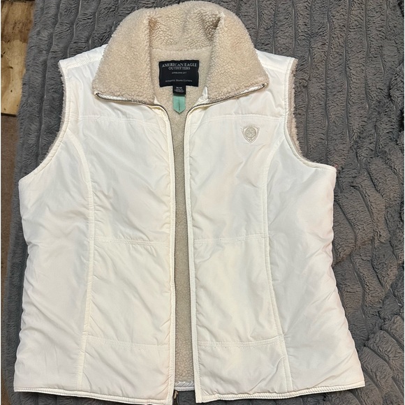 American Eagle Shelter Serious Vest - Picture 5 of 10